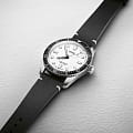 Oris Oris Social Club Amsterdam 01 733 7707 4051 OSC-AMS-Set, divers швейцария мужские часы на браслете кожаный боковой вид